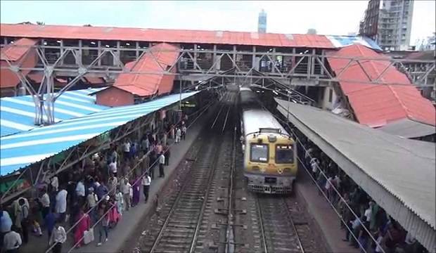 What do you mean by railway station classification, requirements, different types of yards in railways